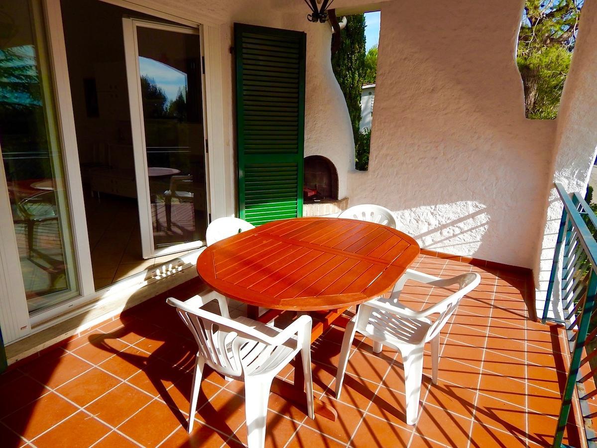 N083 - Numana, Trilocale Con Terrazzo Panoramico Apartment Luaran gambar